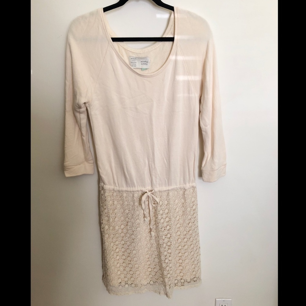 Ivory 3/4 sleeve dress with crochet skirt, small